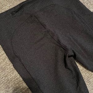 Lululemon Speed up tights size 8 black/grey